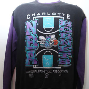 1992 Vintage "CHARLOTTE HORNETS" Sweatshirt
